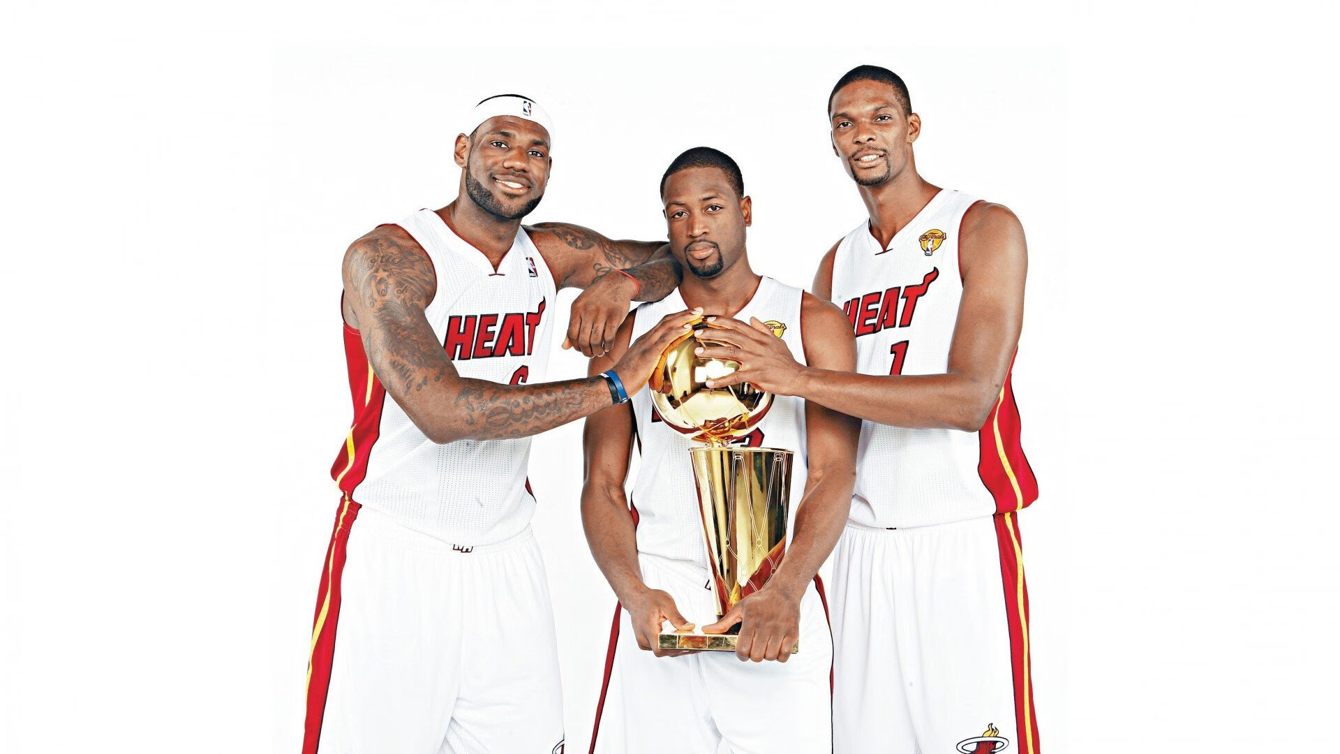 “全球巡回：穿行在五大洲的极限之旅”，跨越五大洲